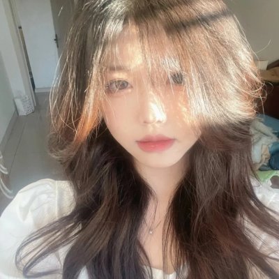 春光绿柳营